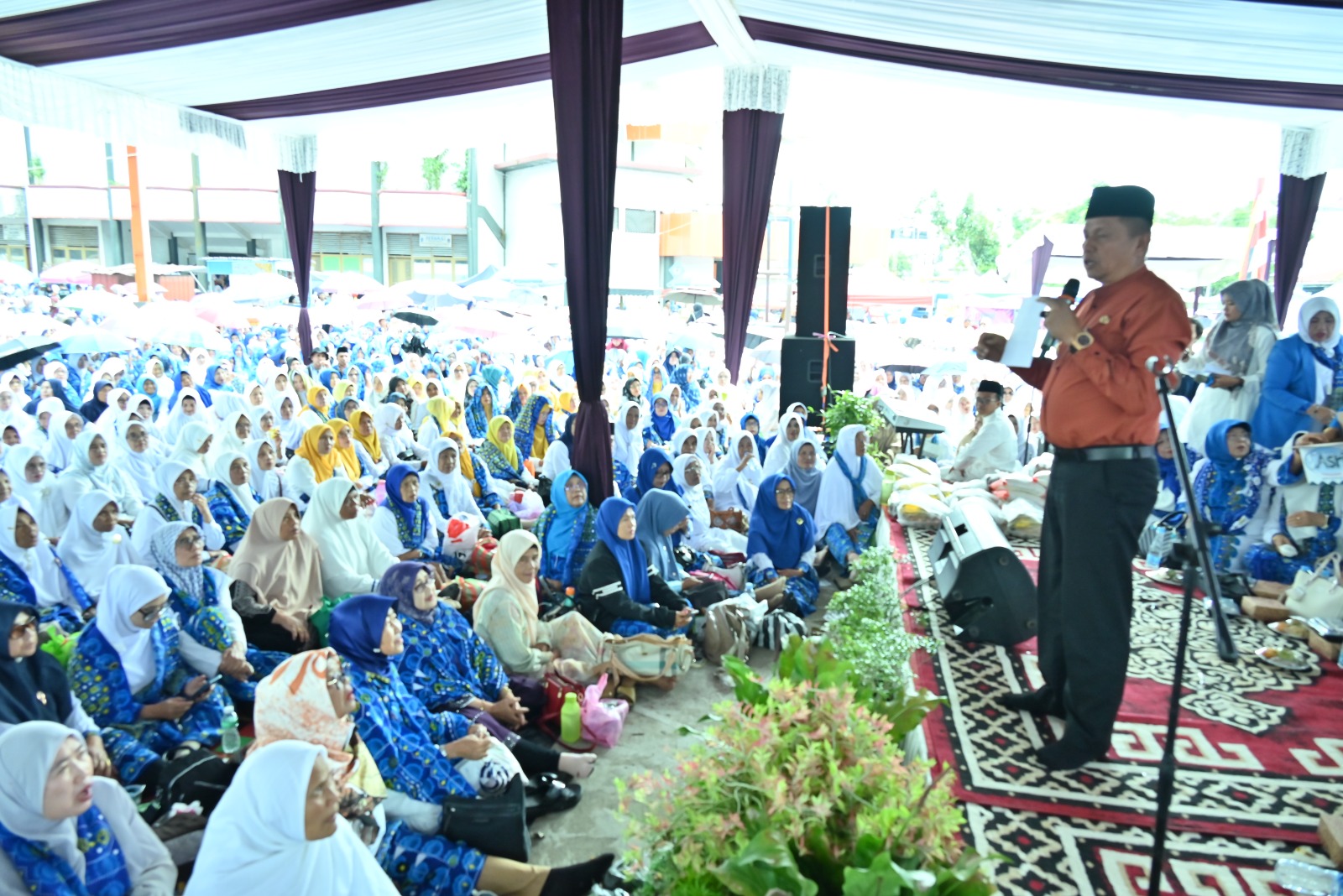 Ribuan Jamaah Ikuti Dakwah Wisata BKMT Sumbar di GOR M Yamin Payakumbuh