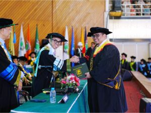 Wisuda IV 2025: UNAND Lepas 3.067 Wisudawan, Dorong Berdaya Saing Global