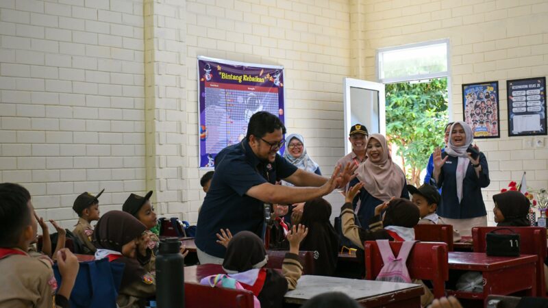 PTSP Resmikan 3 Ruang Kelas Baru dari Sepablock di SD Semen Padang School