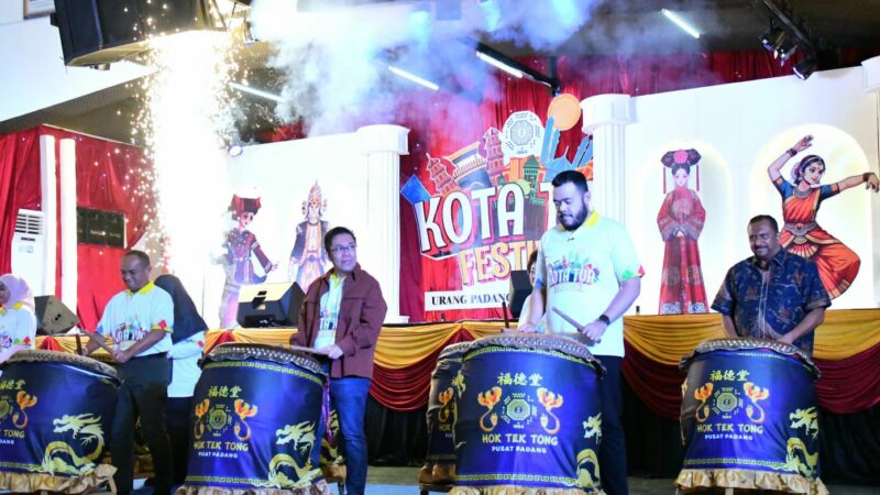 Wako Padang Fadly Amran Buka Gelaran Festival Kota Tua