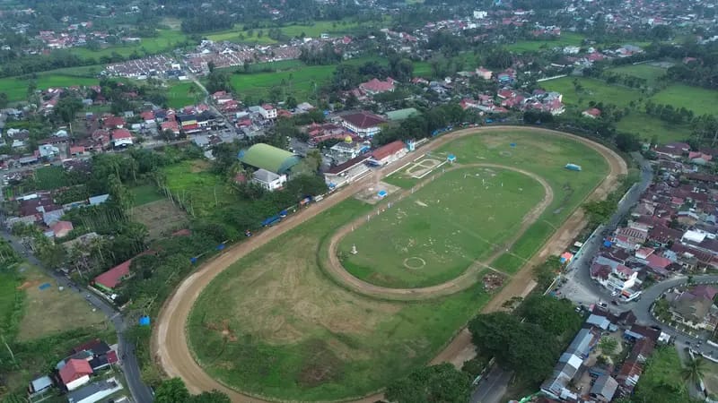 67 Kuda Pacu Bersaing Rebut Hadiah Rp425 Juta di Indonesia’s Horse Racing Cup II 2025 Payakumbuh