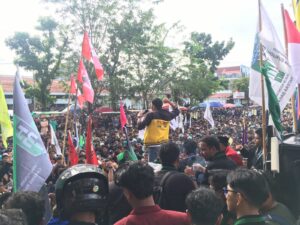Demo DPRD Sumbar, Ojol Tuntut Keadilan atas Kematian Affan Kurniawan
