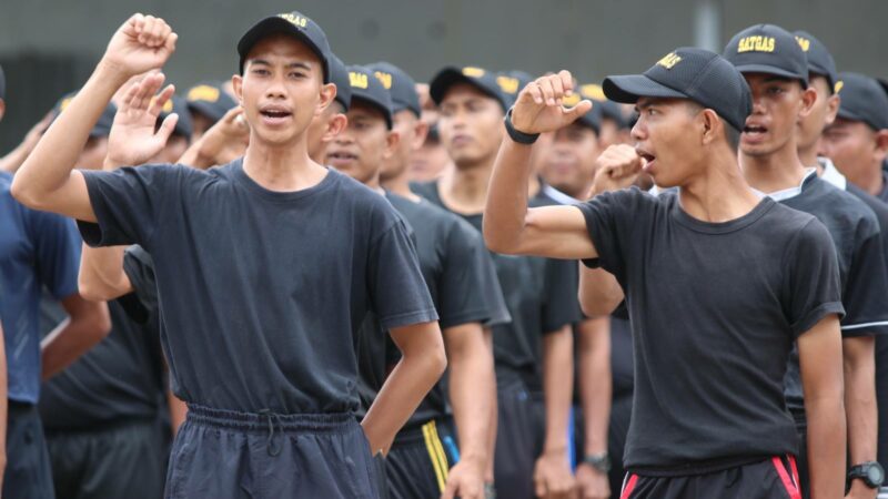 Sebanyak 150 anggota Satuan Tugas (Satgas) Pengamanan Pemko Padang bergabung di bawah kendali Satpol PP Padang. Satgas baru ini