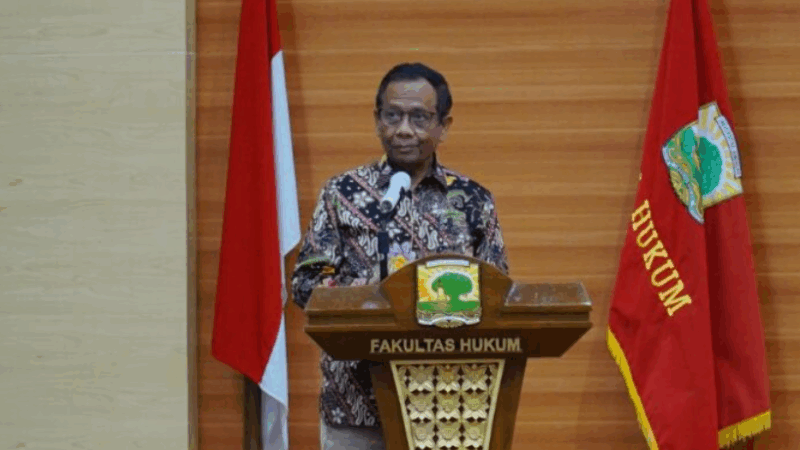Putusan MK Lindungi Hak Berpendapat:  Mahfud MD Tegaskan Demokrasi Butuh Ruang Ekspresi