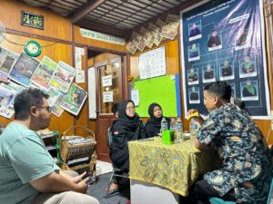 Redaksi Unit Kegiatan Pers Mahasiswa Genta Andalas.