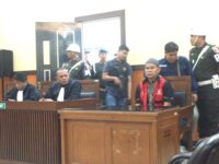 Eks Kabag Ops Polres Solsel Dadang Iskandar saat sidang vonis di Pengadilan Negeri Padang, Rabu 17 September 2025.