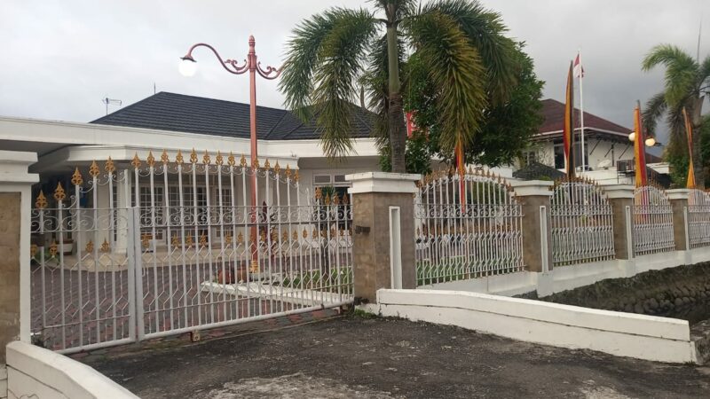 Bekas Rumah Dinas Sekda Sumbar di Jalan Jaksa Agung R.Soeprapto yang kini menjadi ruang rapat bagi Wakil Gubernur Sumatra Barat Vasko Ruseimy