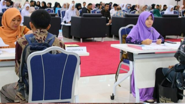 UIN Imam Bonjol Padang mengadakan seleksi wawancara bagi calon penerima Kartu Indonesia Pintar Kuliah (KIPK). Seleksi yang dilaksanakan