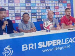 Bali United mengincar kemenangan saat menghadapi Semen Padang FC Jumat ini.