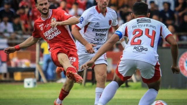 Semen Padang FC kembali menelan kekalahan setelah takluk 1-3 dari Bali United pada pekan ketujuh Liga Super League 2025/2026, Jumat