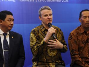 Dubes Australia Nilai Sumbar Strategis dalam Mitigasi dan Manajemen Risiko Bencana
