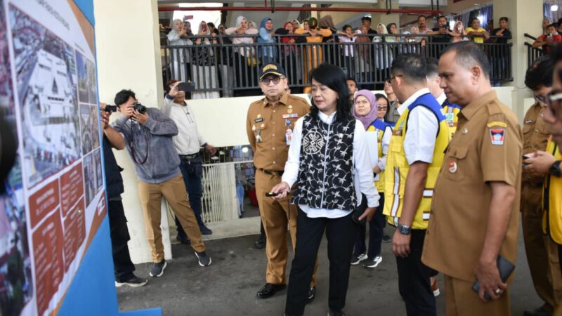 Tinjau Pasar Raya Padang Fase VII, Wamen PU: Semoga Bisa Dimanfaatkan dengan Baik