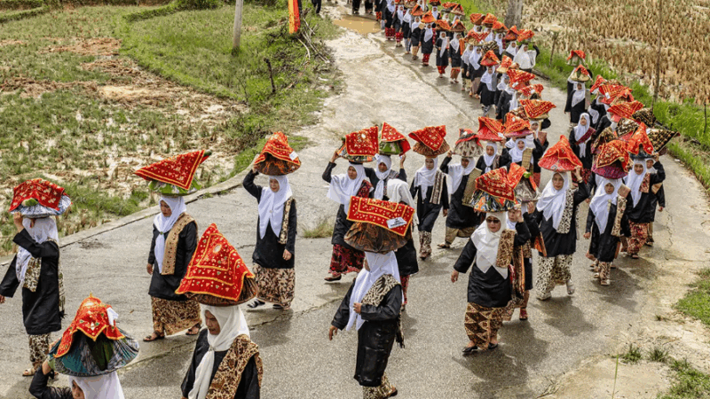 BPS mencatat jumlah kunjungan wisatawan mancanegara ke Sumatera Barat tembus 50 ribu jiwa. Foto: Kemenpar.go.id