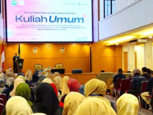 Kuliah Umum di UBH, Konjen Furunobu Koichi Berbagi Wawasan Persahabatan Jepang dan Indonesia