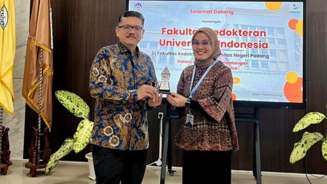 FK UI dan FK UNP Jalin Kerja Sama Pendidikan Magister dan Doktoral