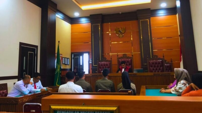 Langgar Perda, 10 Orang Jalani Tipiring di Pengadilan Negeri Padang