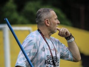 Benahi Pola Permainan, Dejan Antonic Siapkan Strategi Lawan Bhayangkara FC