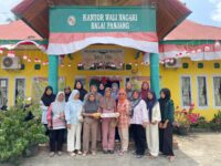 Ibu-Ibu Nagari Balai Nan Panjang Antusias Ikuti Pelatihan Olahan Pisang bersama Tim Pengabdian Unand