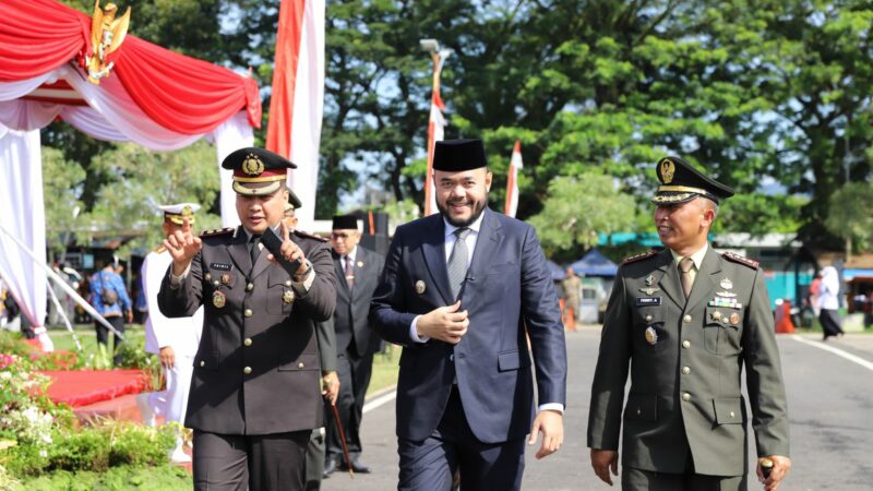 Upacara Peringatan Hari Kesaktian Pancasila di Lapangan Apeksi Balai Kota Padang Khidmat