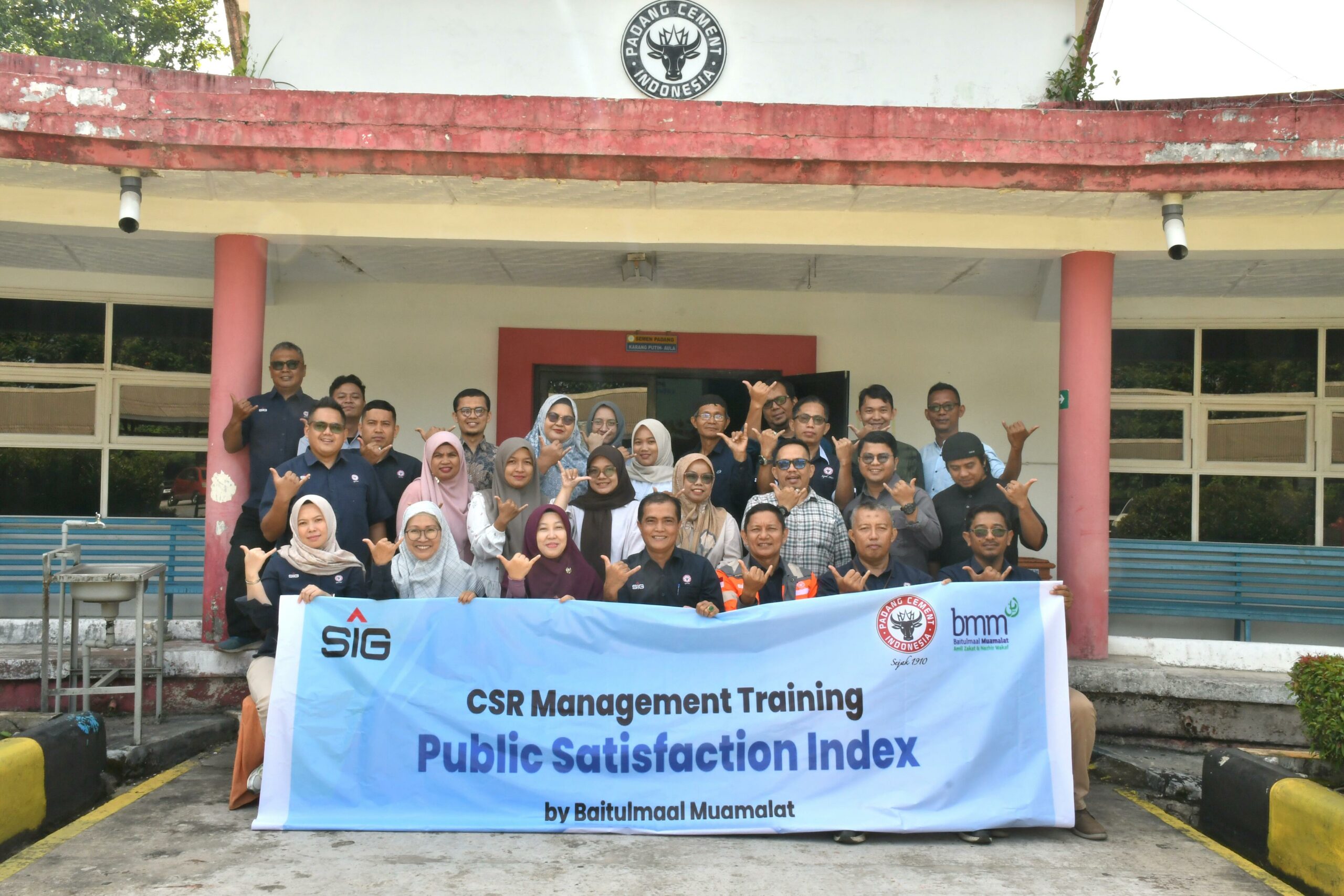 Pastikan CSR Tepat Sasaran, PT Semen Padang Latih LCO Ukur Kepuasan Masyarakat