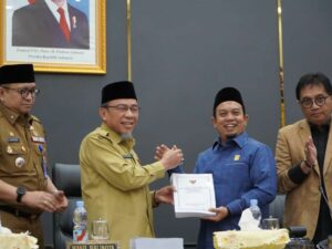 Pemko Padang Sampaikan RAPBD 2026, PAD Ditarget Capai Rp1,12 Triliun
