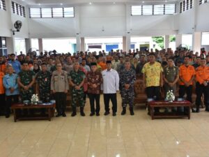Wawako Padang Buka Seminar Latihan Kesiapsiagaan Bencana Gempa dan Tsunami