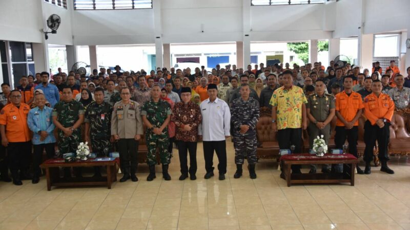 Wawako Padang Buka Seminar Latihan Kesiapsiagaan Bencana Gempa dan Tsunami