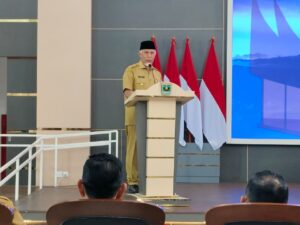 Rakor Perekonomian Sumbar: Gubernur Soroti Sinergi Daerah dan Tantangan Investasi