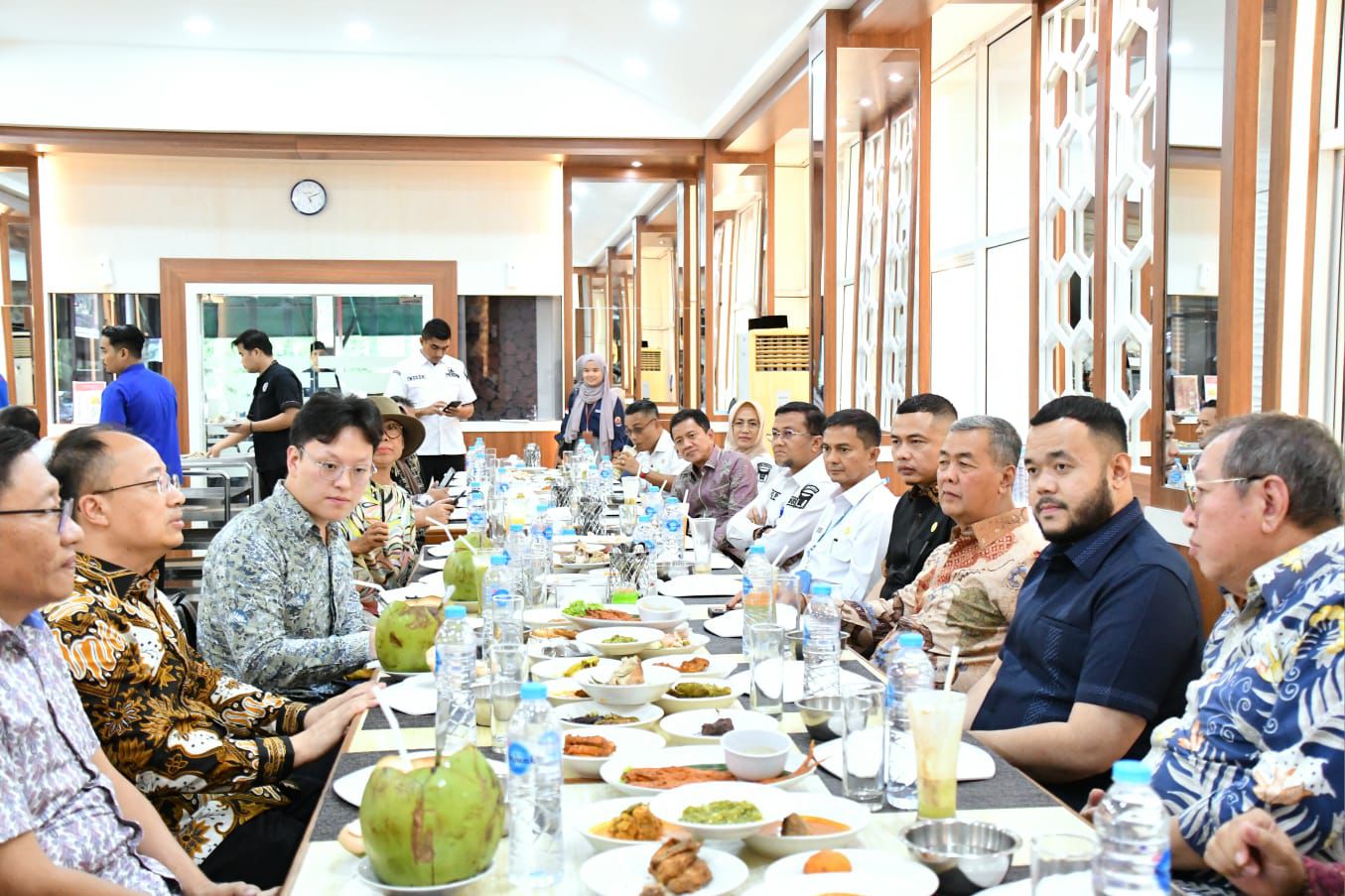 Jamu Delegasi Tianjin Foreign Studies University, Pemko Padang Perkuat Kerjasama Pendidikan dengan Tiongkok