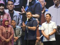 Ketua NasDem Sumbar Ramaikan Festival Keselamatan Lalu Lintas dan Kuliner Tradisional di Kayu Tanam