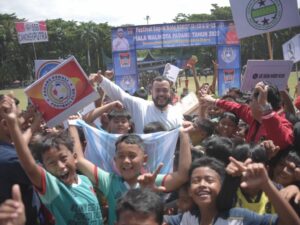 Wako Fadly Buka Festival Sepakbola Piala Walikota Padang U-10 dan U-12