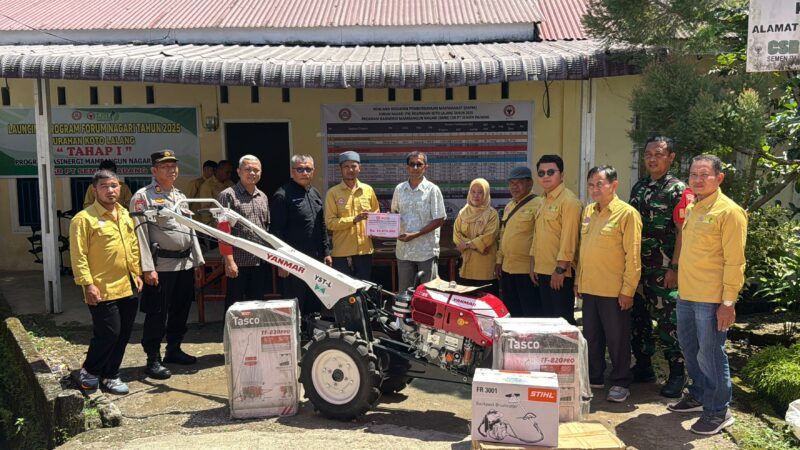 PT Semen Padang Kucurkan Rp64 Juta untuk Pemberdayaan Petani dan UMKM di Koto Lalang