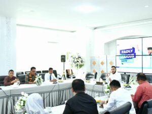 Wako Padang Pimpin Rapat Teknis, Bakal Tertibkan Baliho hingga Pasar Kaget