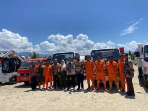 Pemko Padang menambah 48 unit armada baru dan sejumlah kontainer sampah guna menjaga kebersihan dan kenyamanan kota.