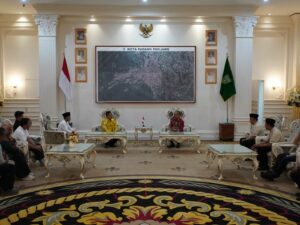 Wali Kota Padang Panjang, Hendri Arnis mengharapkan agar kantor Imigrasi dapat segera hadir di daerah tersebut guna meningkatkan