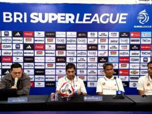 Pelatih Semen Padang FC, Eduardo Almeida sebut timnya datang dengan tekad penuh untuk meraih kemenangan atas Persita.