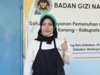 Junaedi (28) terpaksa 'gantung panci' sebagai koki akibat pandemi Covid-19. Restoran di bilangan Sentul, Kabupaten Bogor, melepasnya karena