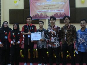 Universitas Negeri Padang (UNP) yang diinisiasi oleh Badan Eksekutif Mahasiswa (BEM KM UNP 5.6) kembali mencatatkan langkah penting dalam