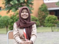 Seorang siswi kelas 11 SMAN Unggulan MH Thamrin, Bilqis Raihana punya cita-cita mulia. Ia ingin membangun banyak sekolah di daerah tertinggal