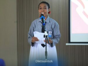 Seorang Aparatur Sipil Negara (ASN) di Provinsi Papua Barat Dayat, Martina Kambu, awalnya khawatir tidak bisa mewujudkan mimpi besar anaknya