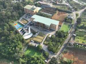 SMA Cahaya Rancamaya Islamic Boarding School, Bogor, Jawa Barat merupakan salah satu sekolah yang telah bertransformasi Sekolah Garuda