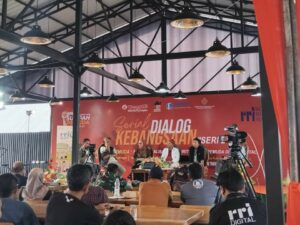 Menggugah Spirit Pemuda di Era Digital: Dialog Kebangsaan dan Sarasehan Seri 2 di Bukittinggi