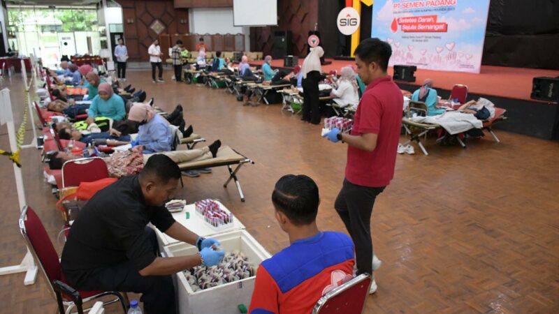 Semangat Sumpah Pemuda, PT Semen Padang Kumpulkan 345 Kantong Darah