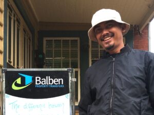 Memaksa Orang untuk Tidak Memaksa Tuhan