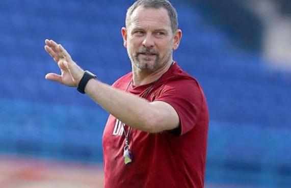 Semen Padang FC Pecat Dejan Antovic