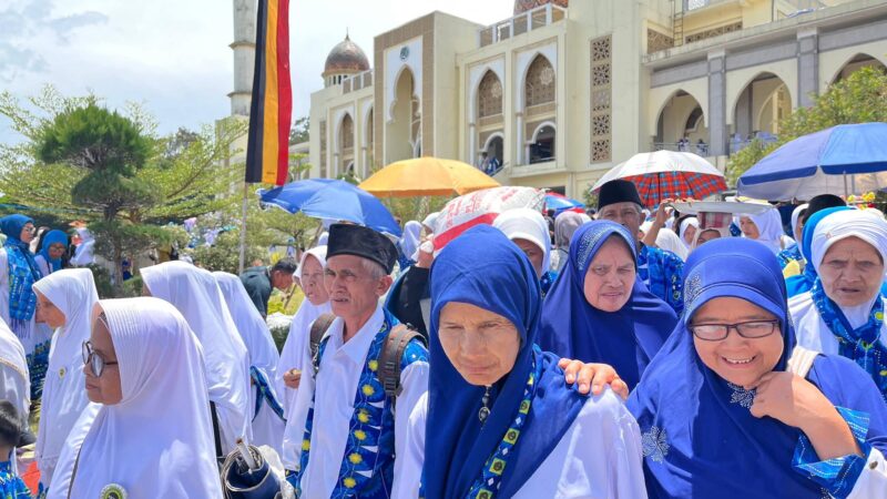 Jemaah BKMT se Sumbar Terkesan dengan Suasan Islamic Center Padang Panjang