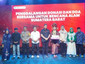Galang Donasi, Bupati Dharmasraya Apresiasi Pasar Ekraf dan Lomba Solo Song di Sungai Rumbai