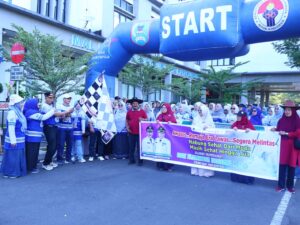 Hari Kesehatan Nasional, Ribuan Warga Payakumbuh Ikuti Jalan Sehat