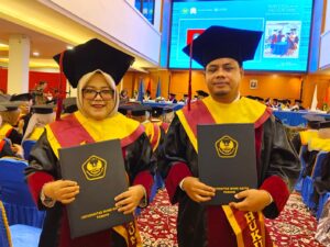 Wisuda ke-84 UBH, Pasangan Suami Istri Wisuda Bareng Magister Hukum