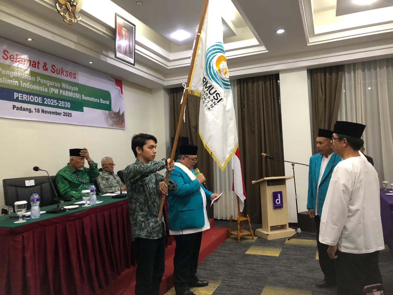 Pengurus PARMUSI Sumbar Resmi Dilantik, Gubernur Ajak Perkuat Dakwah hingga Pelosok